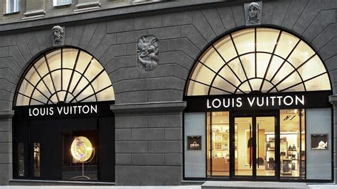 louis vuitton is overrated|most overrated designer brand.